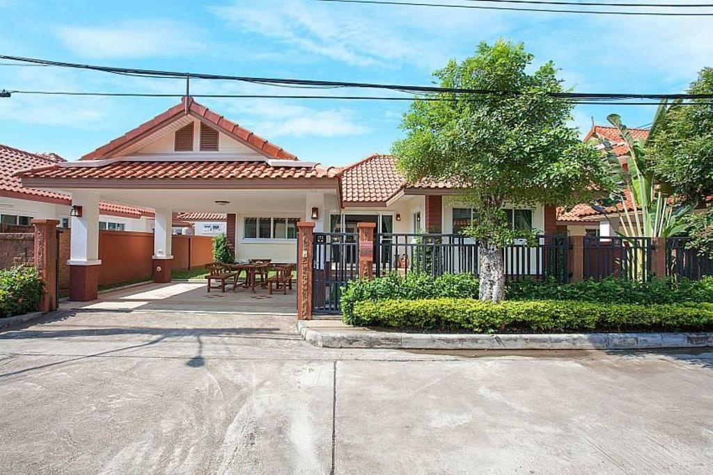 Chonburi Villa Timberland Lanna Villa 301 3 Bedsroomsrooms Image 22