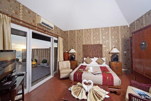 Villa Haven 6Bed Beachfront At Na Jomtien Pattayaroomsrooms Image 55