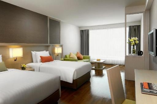 Signature PattayaroomsDeluxe Room Bed10