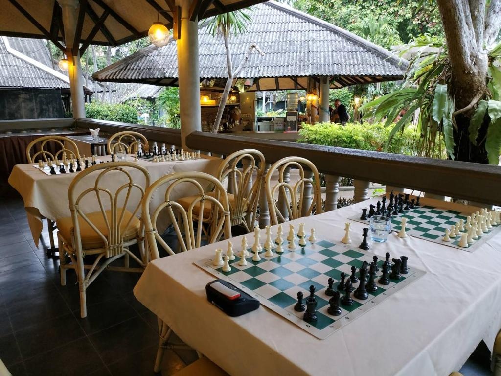 Lets Hyde Pattaya Resort VillasfacilitiesBarlounge57
