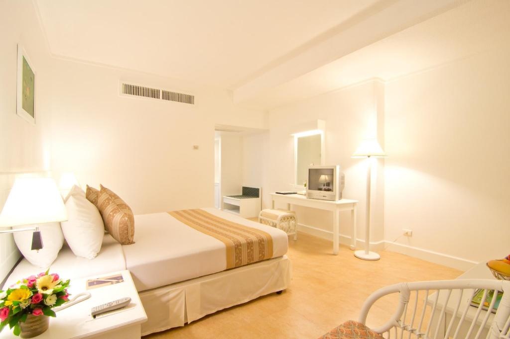 Ambassador City Jomtien Pattaya Marina Tower WingroomsDeluxe Room13