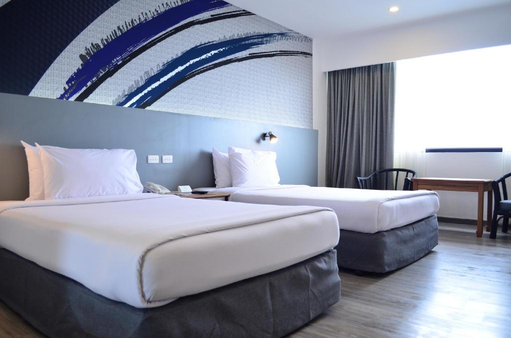 Ambassador City Jomtien Pattaya Marina Tower WingroomsPremier Mountain View Room View11