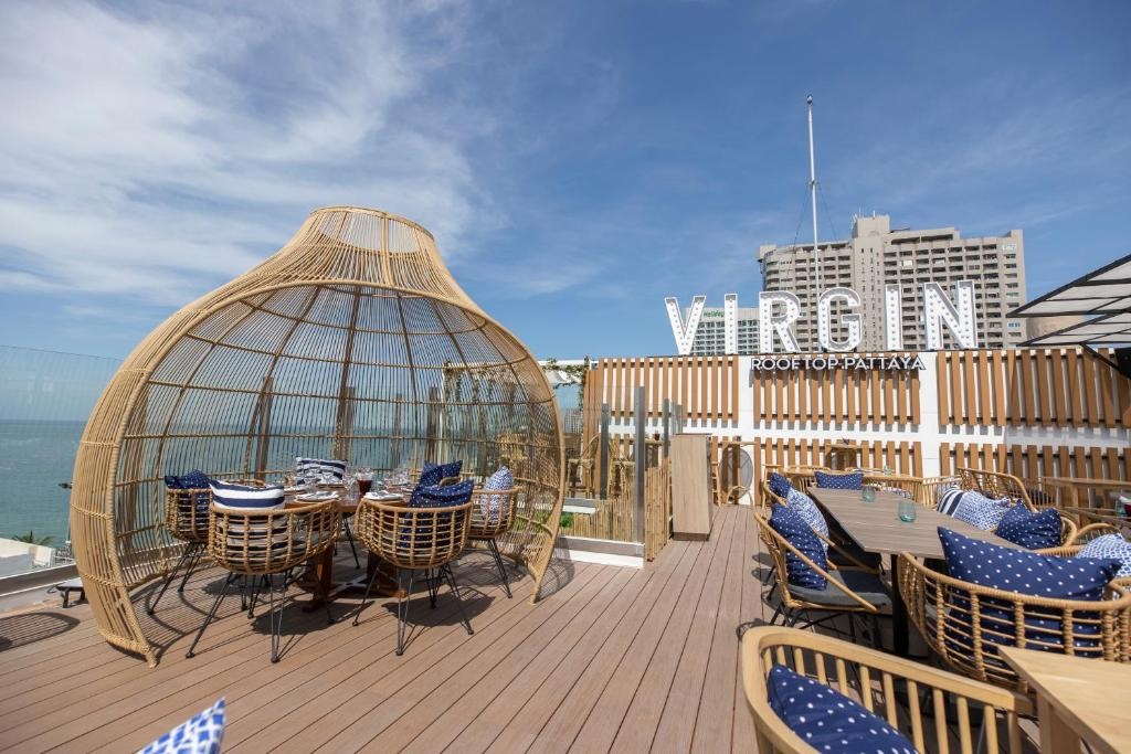 Pattaya Sea View HotelfacilitiesAttractions12