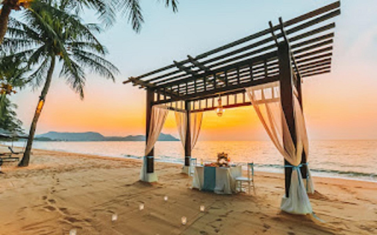 Sea Sand Sun Resort And Villas FacilitiesPrivate Beach 52