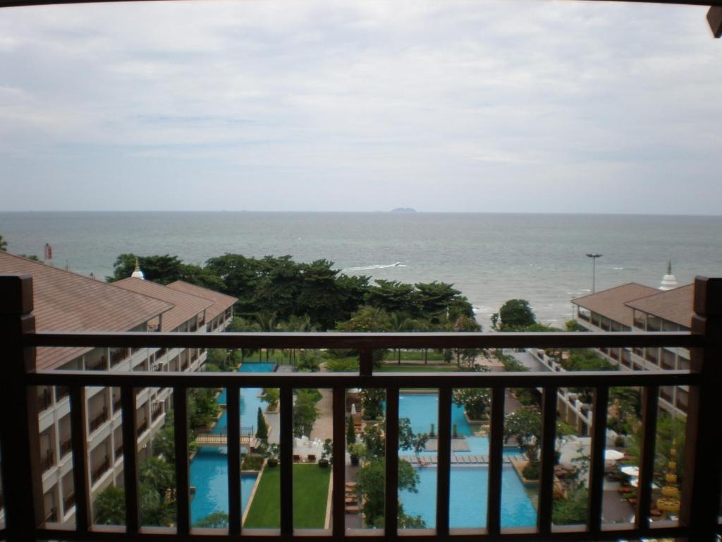 The Heritage Pattaya Beach ResortfacilitiesBalconyterrace14