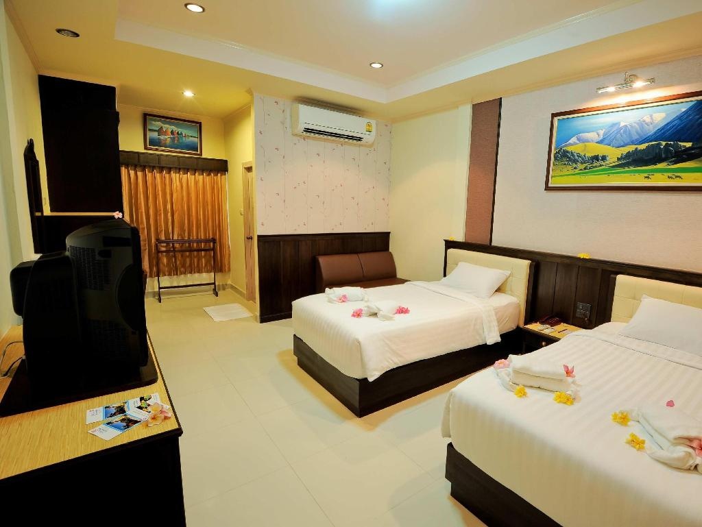 Villa Wanida Garden ResortroomsTwin Room With Balcony7