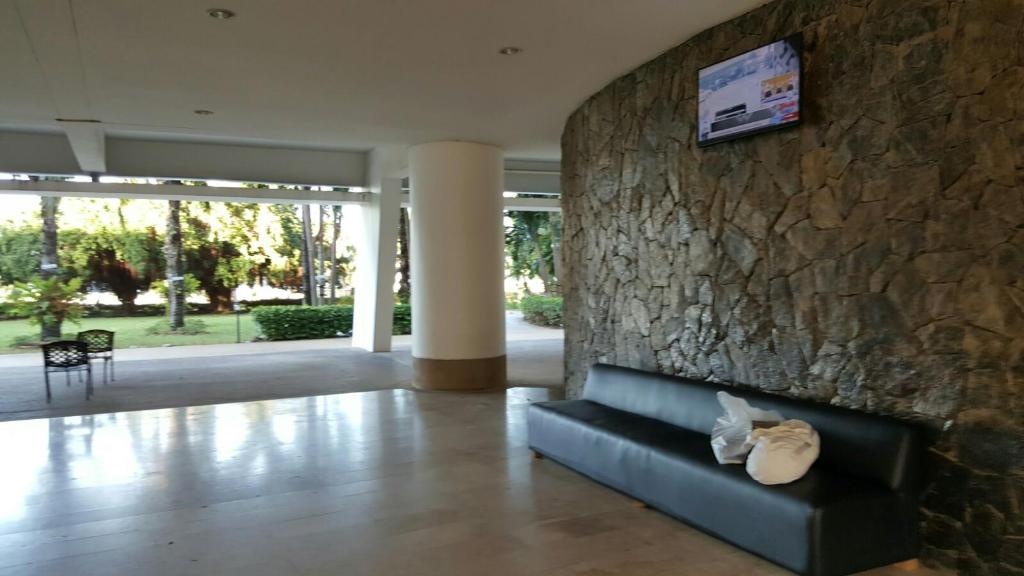 Sunshine Beach Condotel By Komtanapropertyviewspropertyviews Image 1111