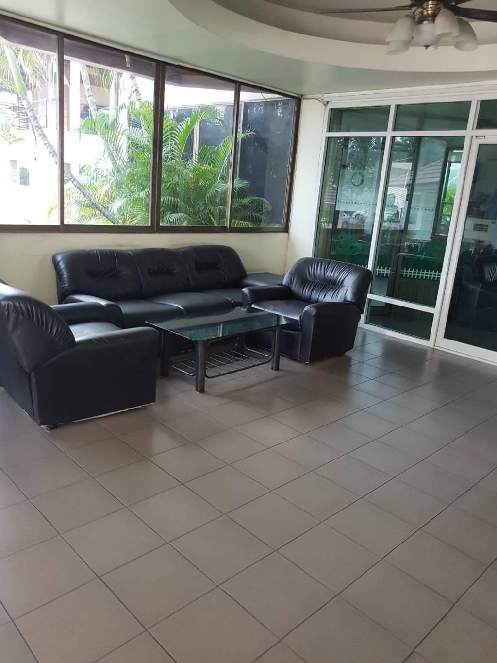 Sukprasert PlacepropertyviewsLobby2