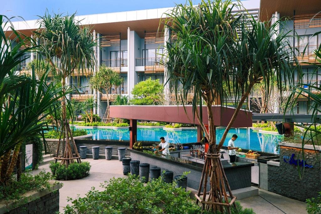 Renaissance Pattaya Resort SpafacilitiesSwimming Pool12