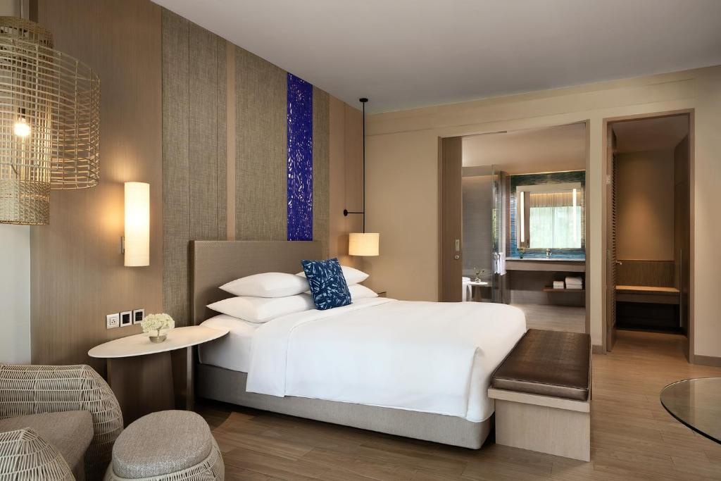 Renaissance Pattaya Resort Sparoomsrooms Image 1515
