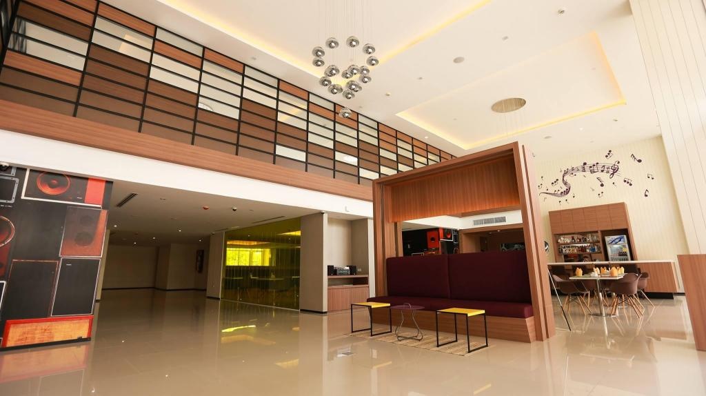 The Whisper HotelpropertyviewsInterior View1