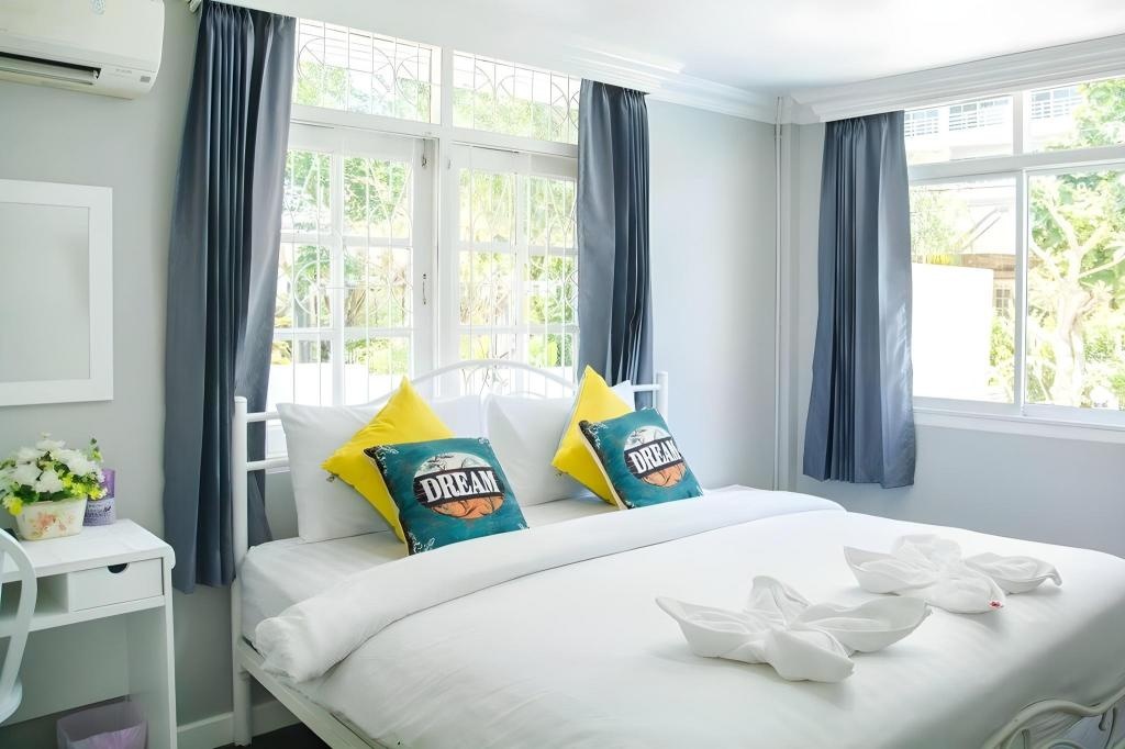 Cozy Pool Villa With Private PoolPattaya 5bedsroomsrooms Image 1313