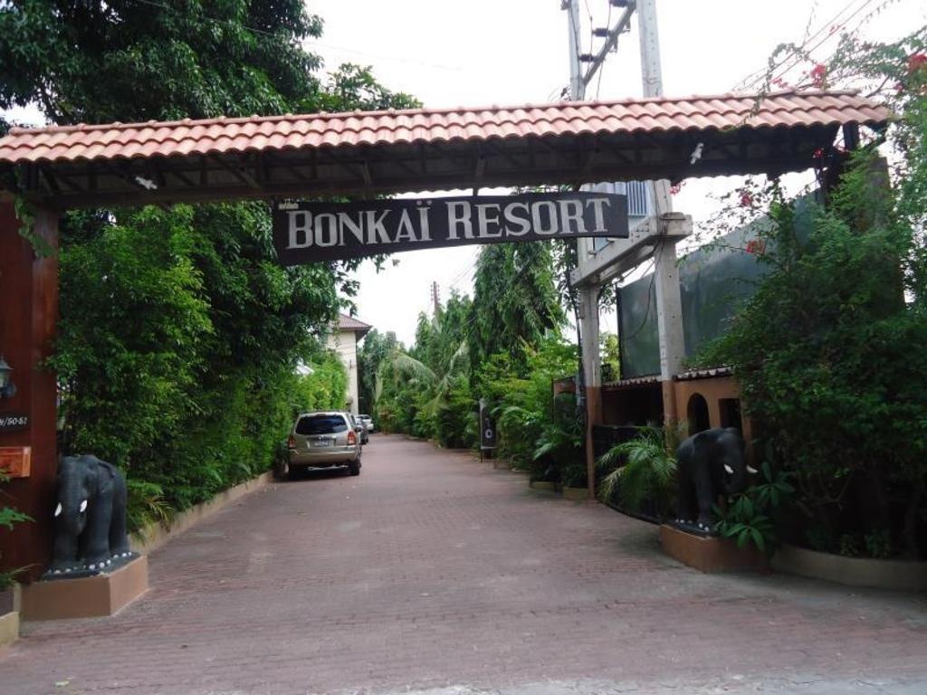 Bonkai ResortpropertyviewsEntrance7