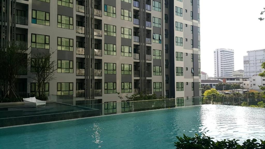 The Base Condo Central Pattaya By MidofacilitiesSwimming Pool Outdoor6