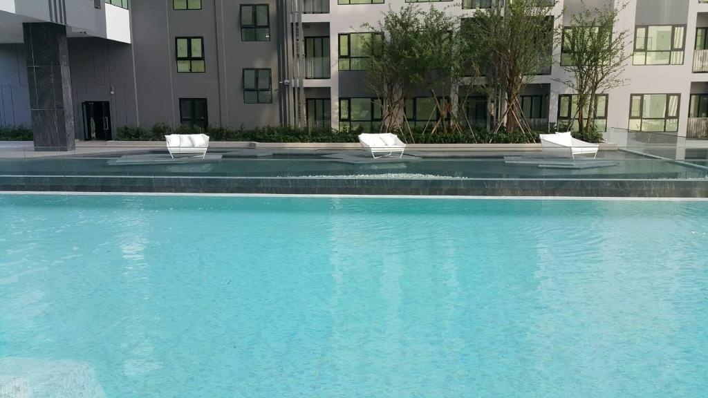 The Base Condo Central Pattaya By MidofacilitiesSwimming Pool Outdoor8