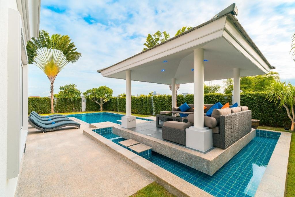 Luxury Pool Villa 608 4 BR 8 10 PersonsfacilitiesPrivate Pool13
