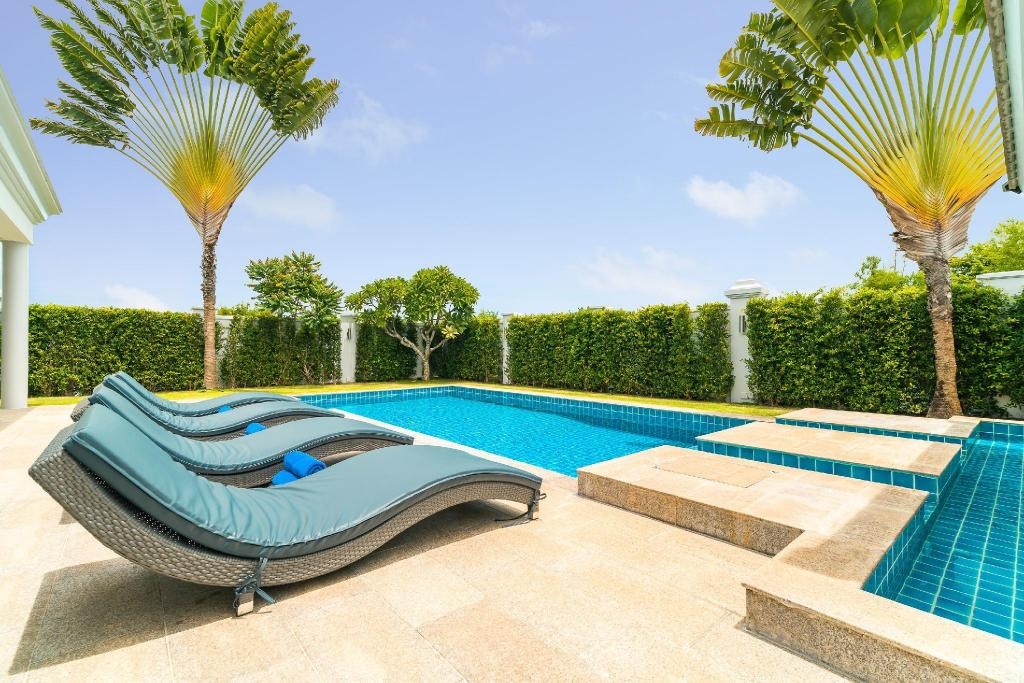 Luxury Pool Villa 608 4 BR 8 10 PersonsfacilitiesPrivate Pool20