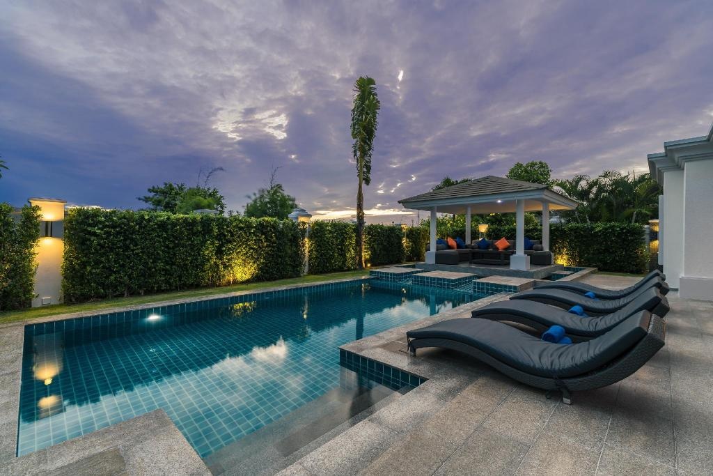 Luxury Pool Villa 608 4 BR 8 10 PersonsfacilitiesSwimming Pool Outdoor16