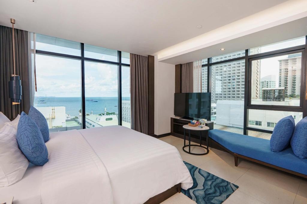 Mytt Hotel PattayaroomsJunior Suite Ocean View View16