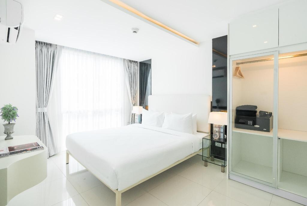 CCR Managed By AHA SmartstayroomsSuite Room Bedroom7