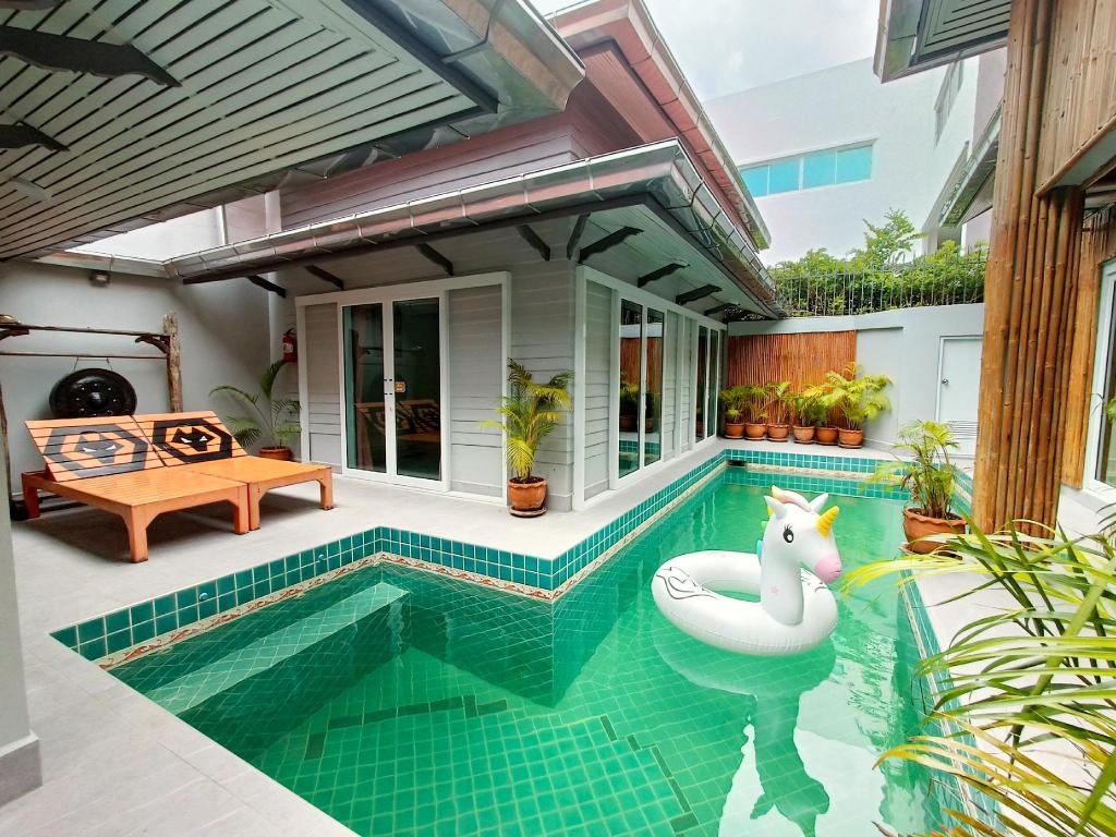 Romatic Private Pool Villafacilitiesfacilities Image 11