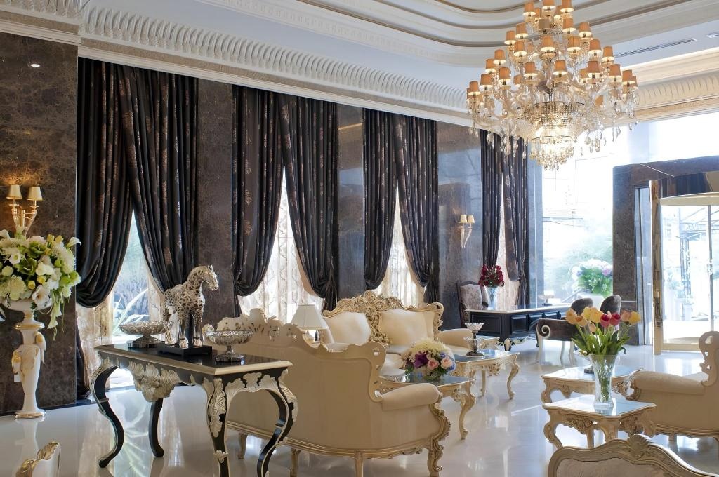 LK The Empressdiningdining Image 1111