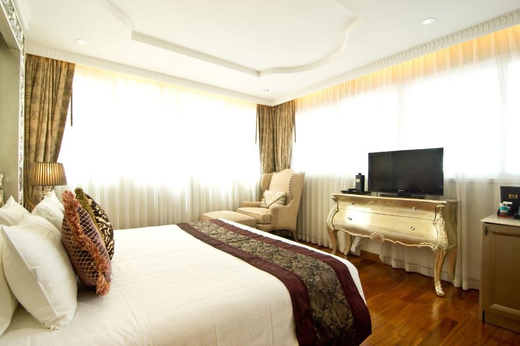 LK The Empressrooms3 Bedroom Bedroom4