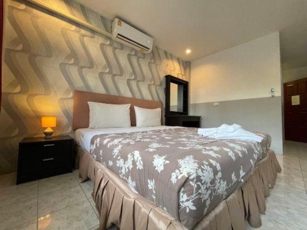Hotel FnBroomsrooms Image 1515