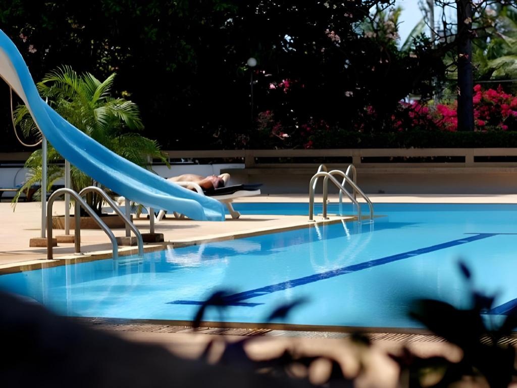 Room TerracefacilitiesSwimming Pool2