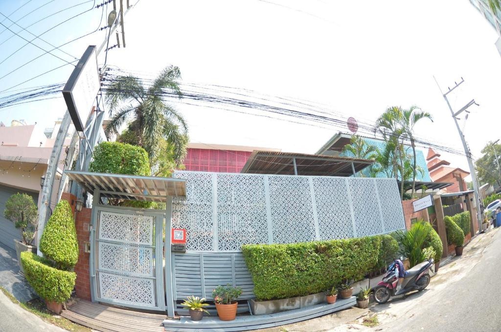 Tamnak Villa 11BR With Privater PoolpropertyviewsExterior View3