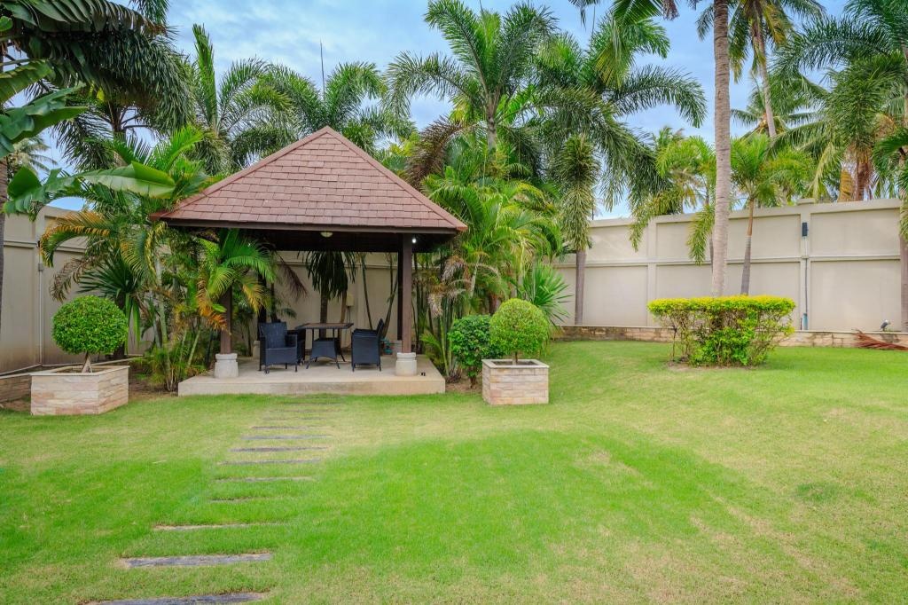 Villa 3 Bedrooms Near Lake Mab PrachanfacilitiesGarden14