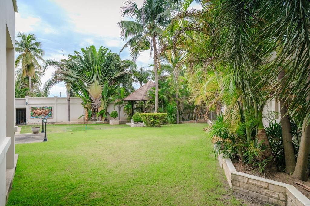 Villa 3 Bedrooms Near Lake Mab PrachanfacilitiesGarden16