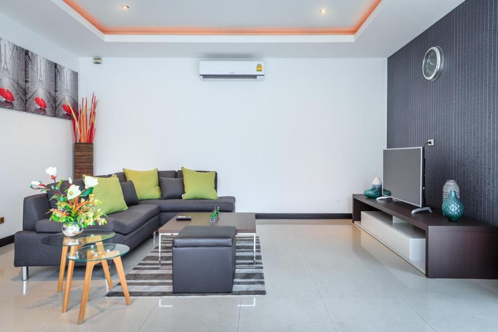 Villa 3 Bedrooms Near Lake Mab PrachanfacilitiesSeparate Living Room17