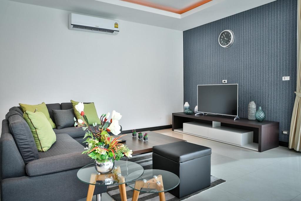 Villa 3 Bedrooms Near Lake Mab PrachanfacilitiesSeparate Living Room20