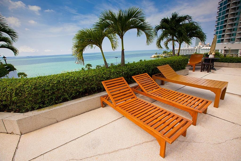 Markland Beach ViewfacilitiesBalconyterrace1