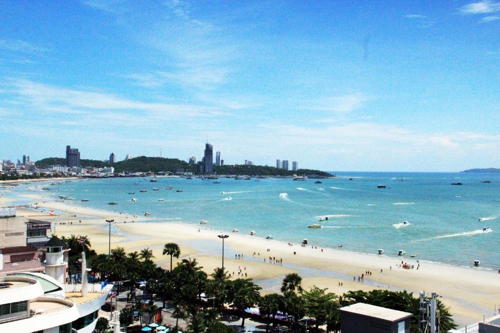 Markland Beach ViewfacilitiesBeach9