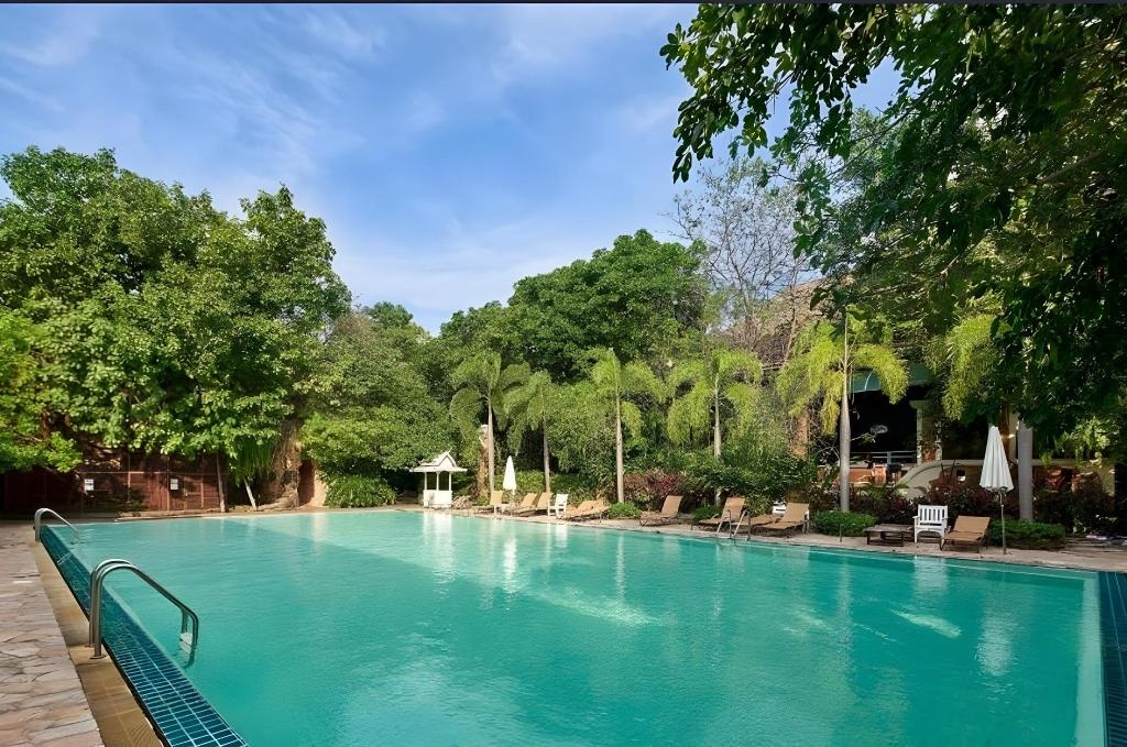 Fairtex Sports Club HotelfacilitiesSwimming Pool1