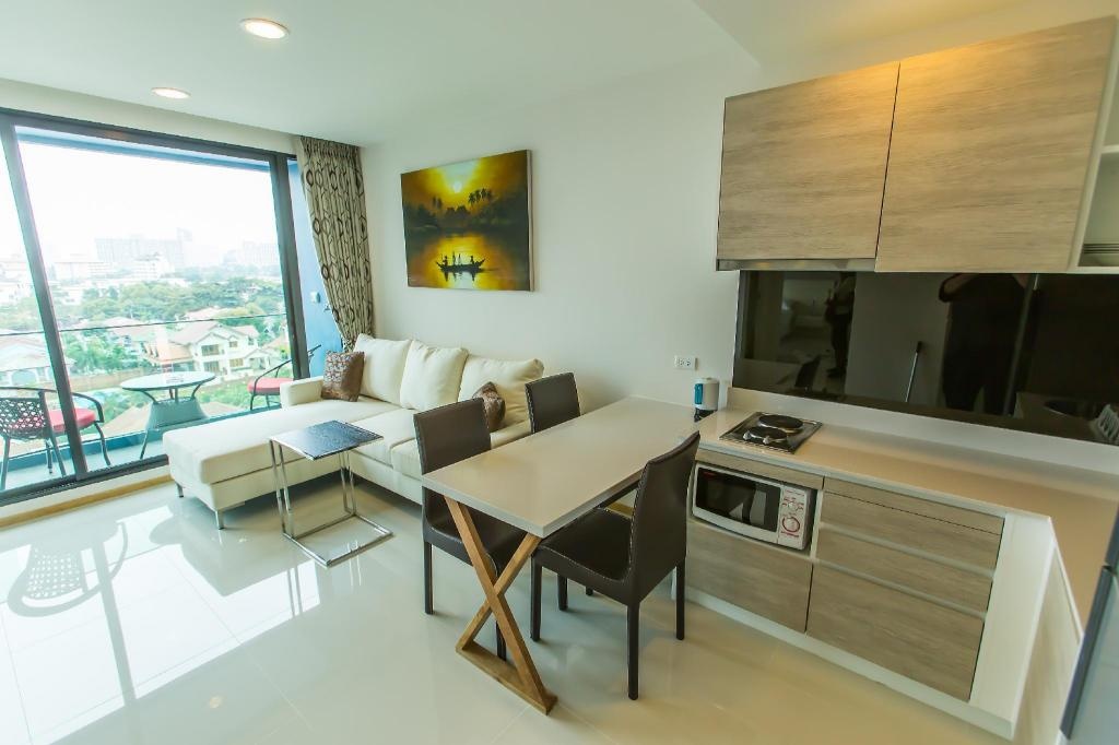 Family 2 Bed With Pool View 300 Meter From Beachfacilitiesfacilities Image 22