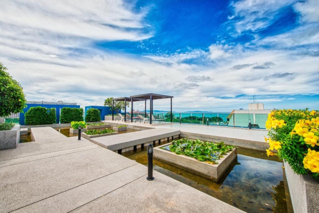 Family 2 Bed With Pool View 300 Meter From Beachpropertyviewspropertyviews Image 22