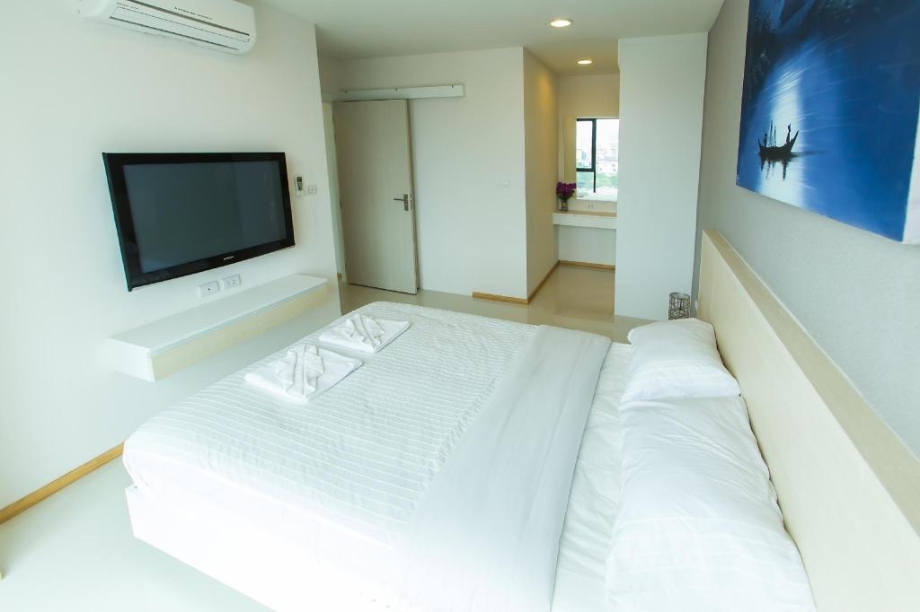 Family 2 Bed With Pool View 300 Meter From Beachroomsrooms Image 99
