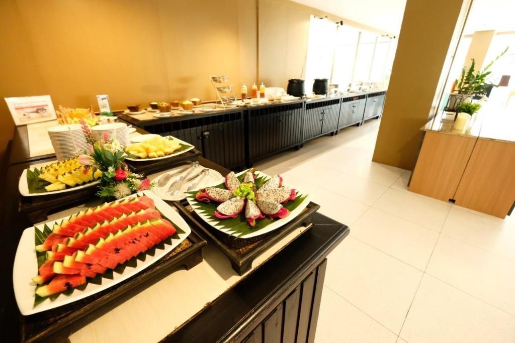 Jomtien Plaza ResidencediningFood And Beverages20
