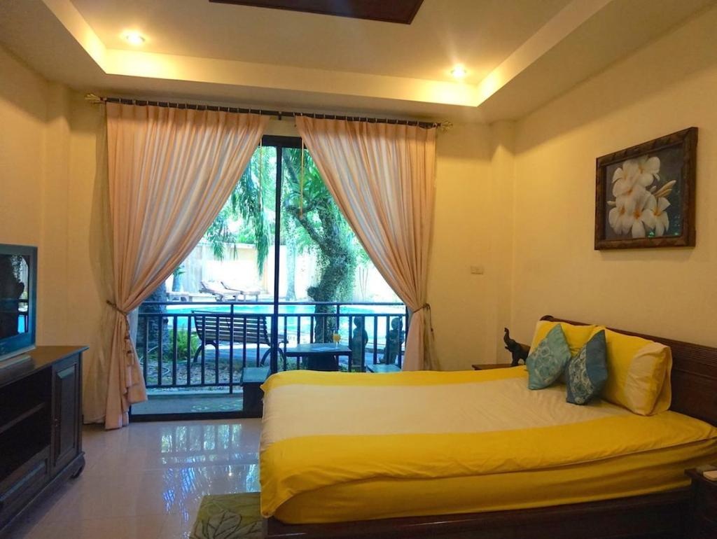 Thai Pura ResortroomsSuperior Balcony4