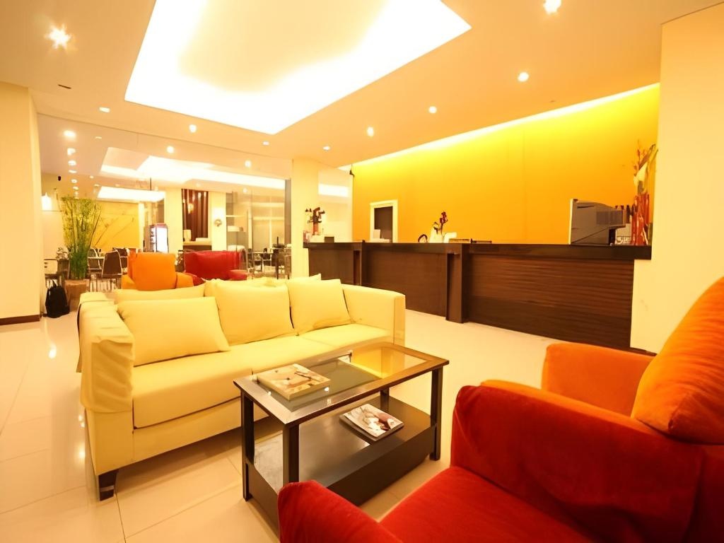 Lee Garden ResortpropertyviewsLobby2