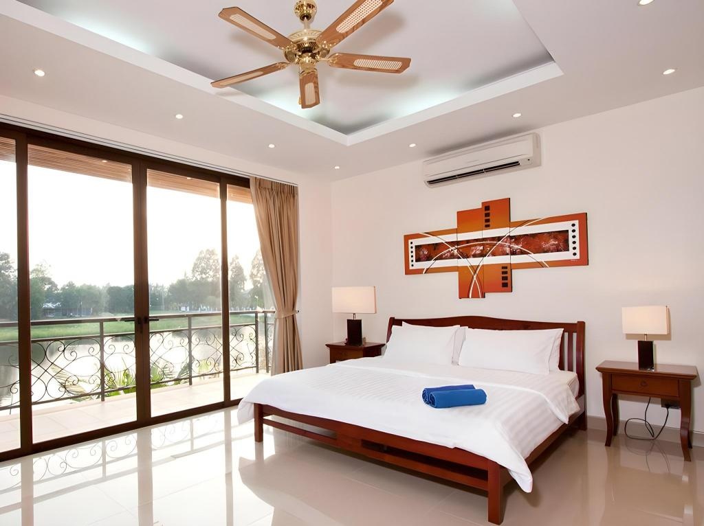 Phoenix Lakeside Pool Villarooms5 Bedroom Residence Villa With Pool1