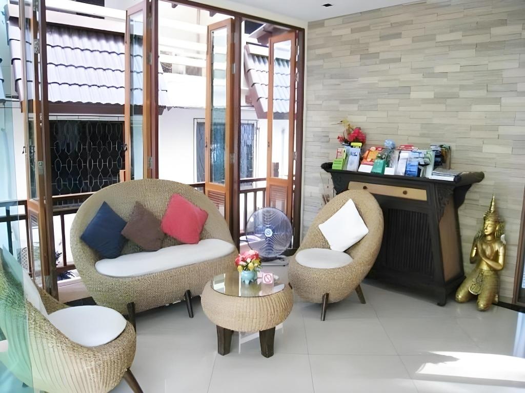 Baan SilapropertyviewsLobby3