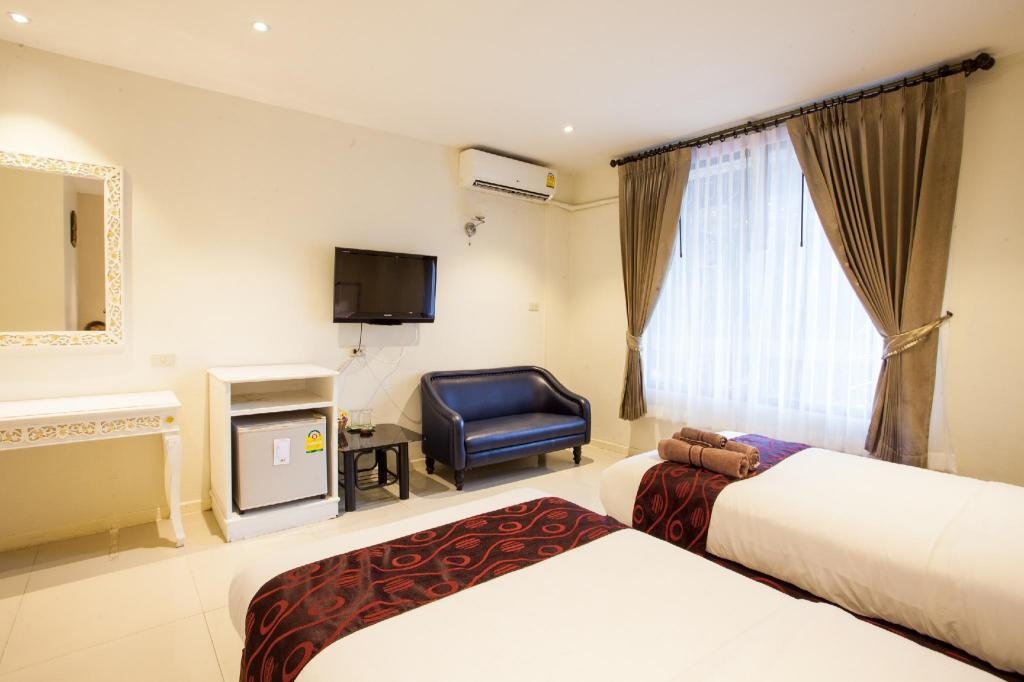 Baan SilaroomsGuest Room 2 TwinSingle Beds8