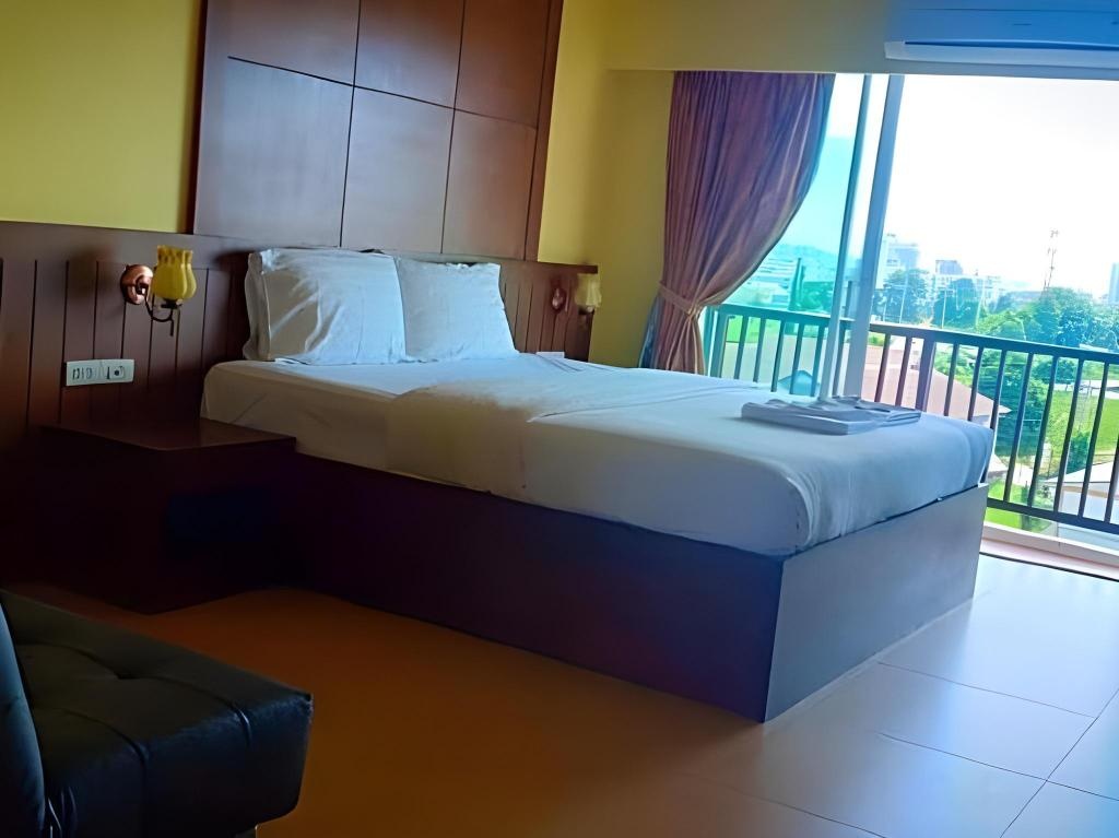 The Icon Place At Nurn Plub Wanroomsrooms Image 1111