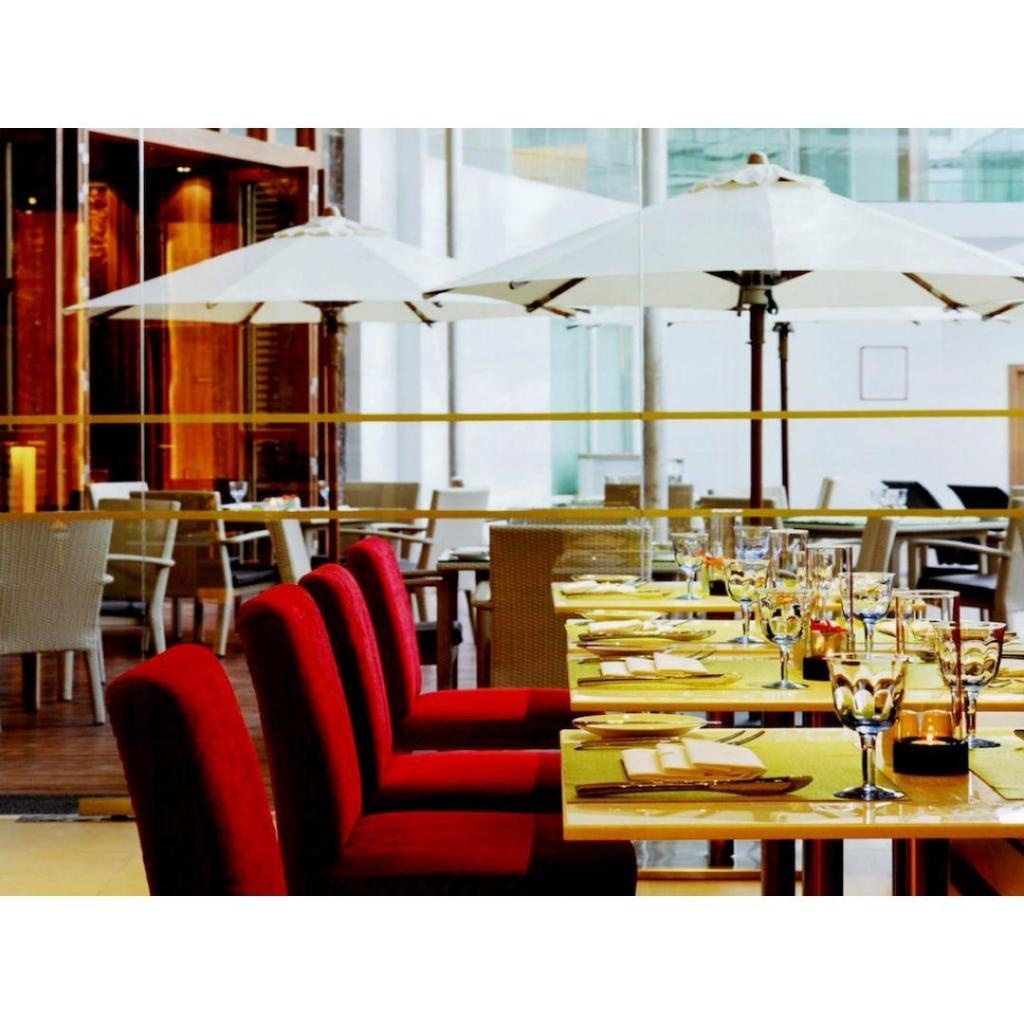 Centara Nova Hotel Pattayadiningdining Image 55