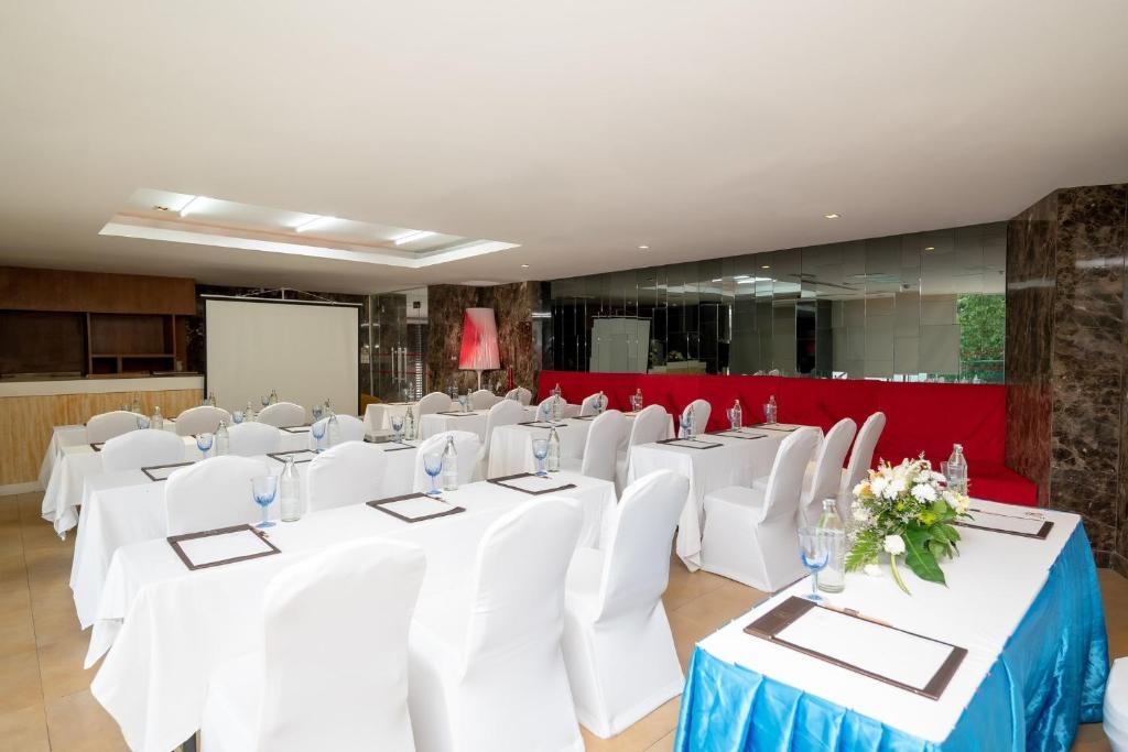 Centara Nova Hotel PattayafacilitiesMeeting Room Ballrooms36