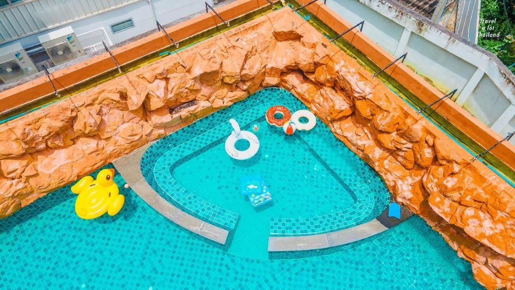 Centara Nova Hotel PattayafacilitiesSwimming Pool26